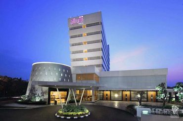Alium Hotel Cipondoh