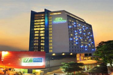 Holiday Inn Kedung Doro Surabaya